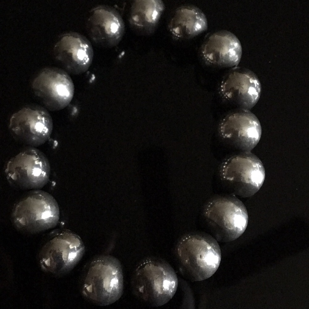 Silver beaded bracelet - unisex
